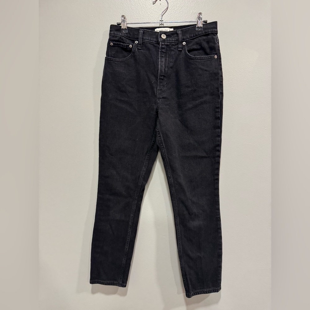 Abercrombie & Fitch The Skinny High Rise Denim in Black Size 26/ 2 Regular
